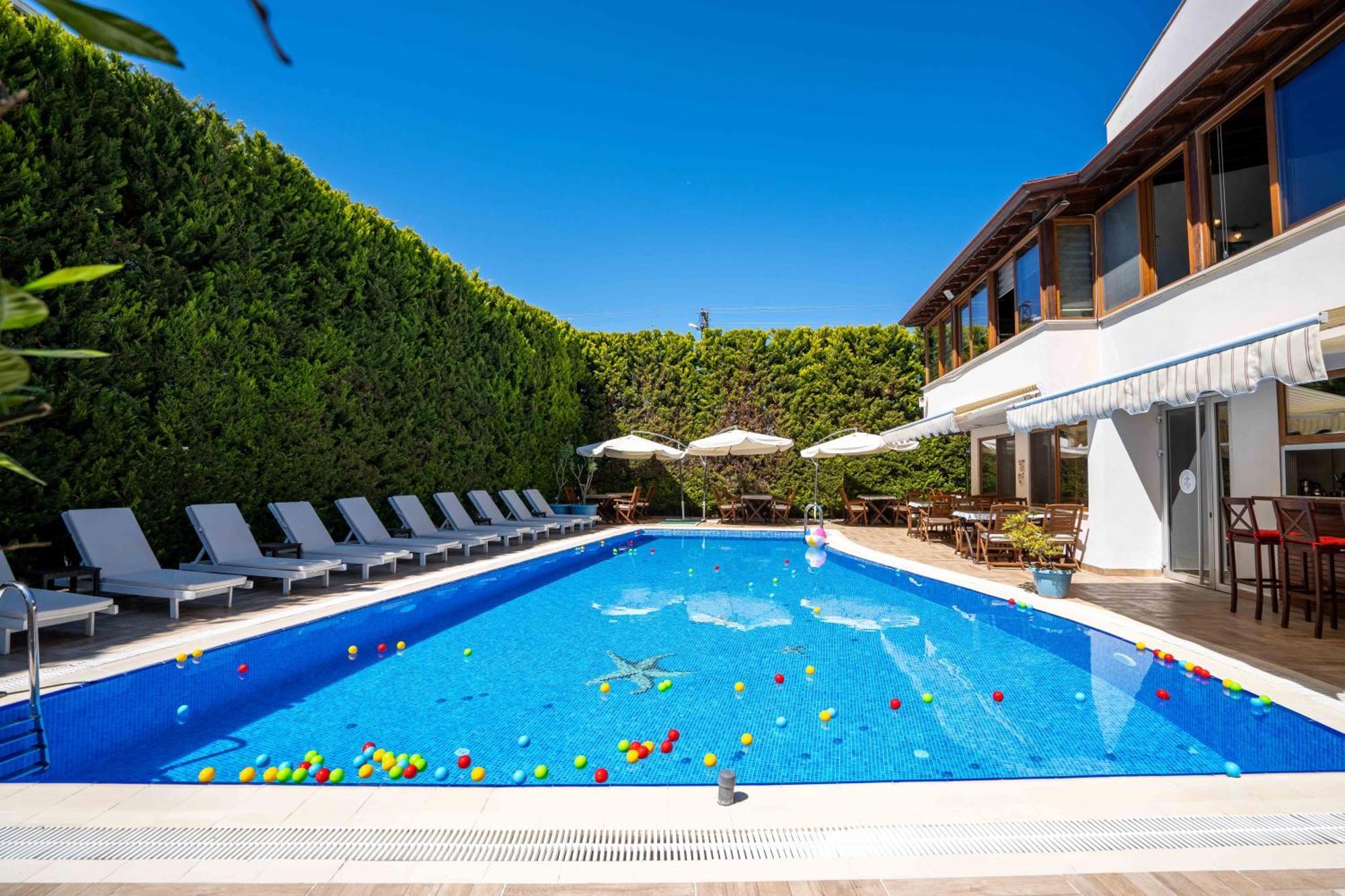 Cunda Giritlioglu Otel Adult Only Ayvalik Luaran gambar