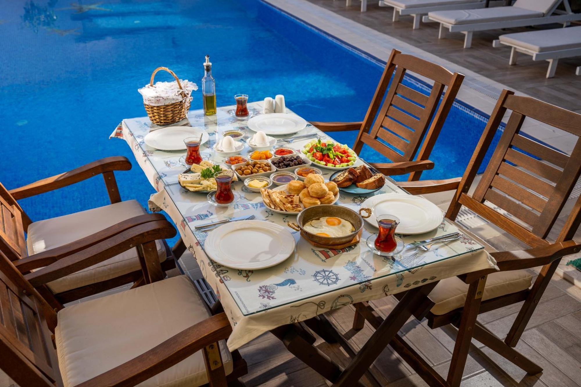 Cunda Giritlioglu Otel Adult Only Ayvalik Luaran gambar